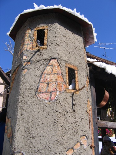 D'o&ugrave; la pr&eacute;sence...